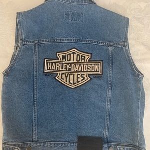 Woman’s demon vest